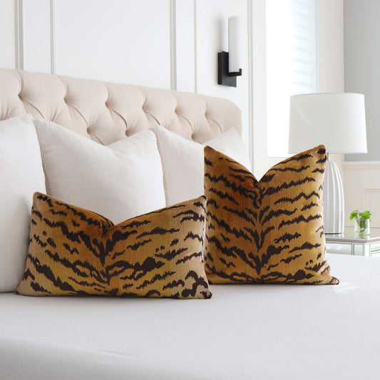 Tigre Silk Velvet Pillow Cover